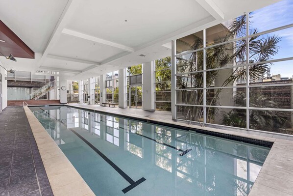 Indoor pool - High-Floor 2-Bed CBD Unit With Views & Amenities (Brisbane City)