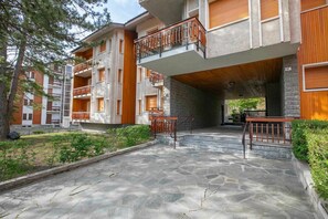 Exterior - The Secret Garden (Bardonecchia)