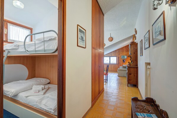 Family Apartment, Multiple Bedrooms (The Secret Garden) | 1 bedroom, WiFi, bed sheets - The Secret Garden (Bardonecchia)