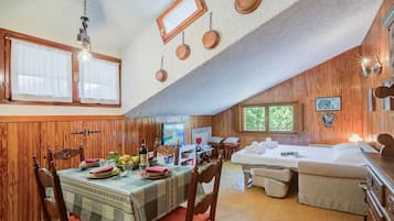 Appartement Familial, plusieurs chambres (The Secret Garden) | Salle Ă manger