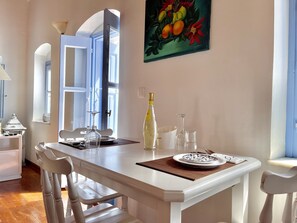 Family Apartment | In-room dining - Seafront - Harbour view Nikolakis (Symi)