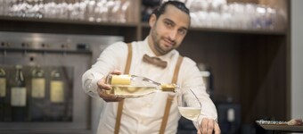 Moody smart & comfy Hotel