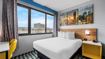 Deluxe Room, 1 Queen Bed, Non Smoking, City View (Upper Floor) | Free WiFi