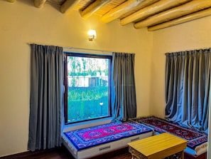 Living area - Royal Soma Resort (Leh)