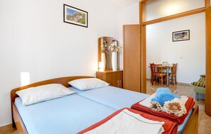 1 habitación, wifi gratis y ropa de cama