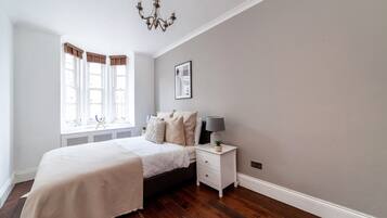 Apartment | 3 bedrooms, hypo-allergenic bedding, individually furnished