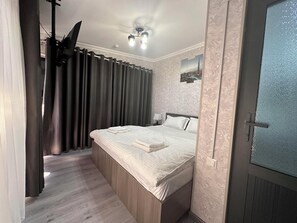 Comfort dubbelrum - utsikt mot staden | Gratis wi-fi och sängkläder