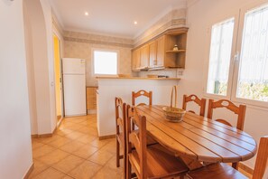 Dining - Villa Laurinda - Near the beach (San Jaime Mediterráneo)