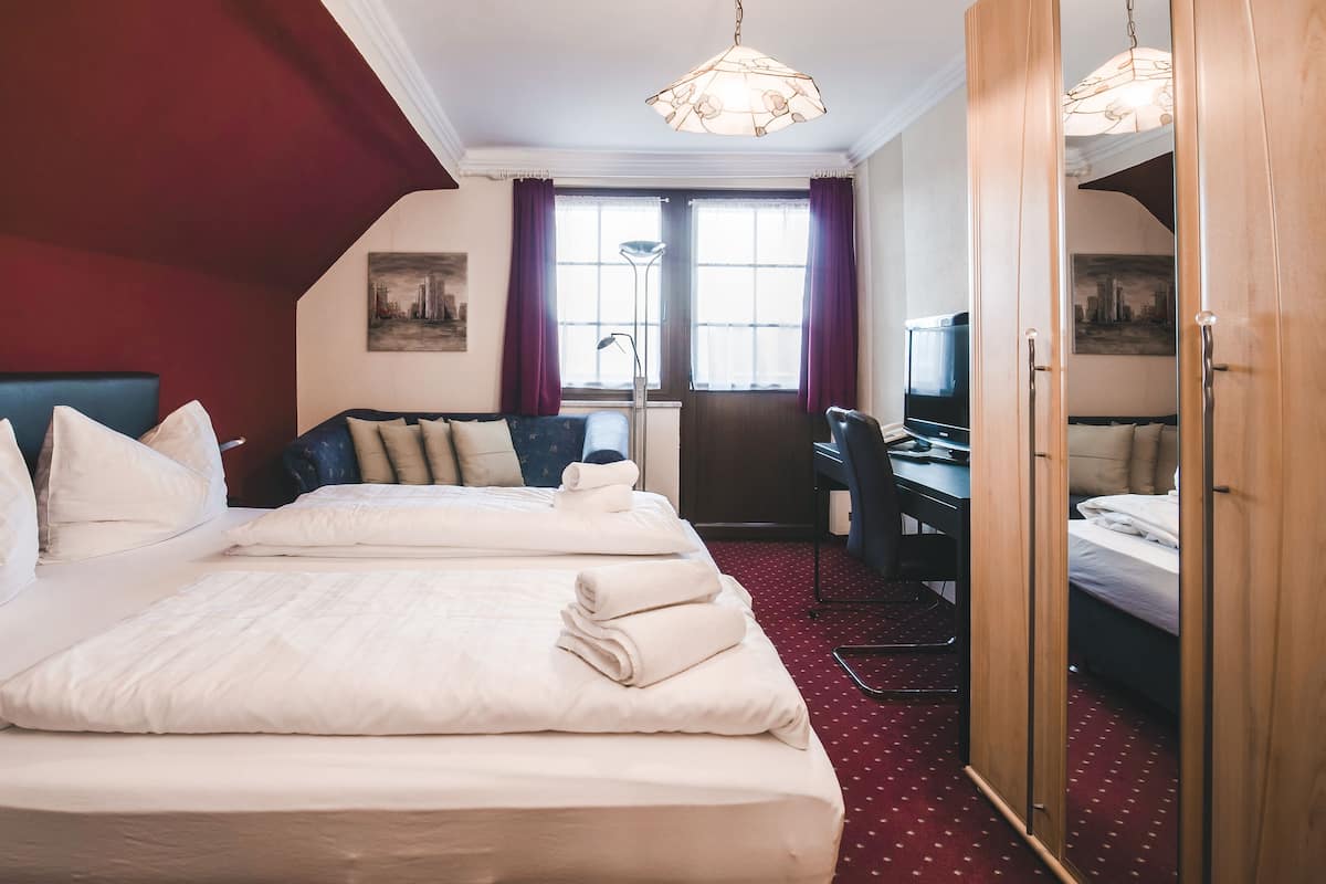 Comfort-Doppelzimmer | Schreibtisch, kostenloses WLAN, Bettwäsche