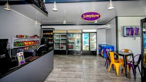 Unclassified image, 4 of 33, button - SleepOver Upington (Upington)