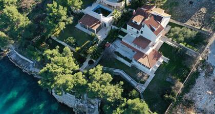 Schönes Haus in Okrug Donji mit Küche