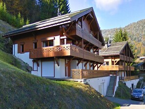 Exterior - Cozy apartment at the foot of the slopes with balcony and covered parking (La Clusaz)