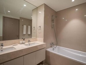 Apartment, 2 Bedrooms, Private Pool | Bathroom - Mh- 2-br Chic Retreat Ref- 4008 (Dubai)