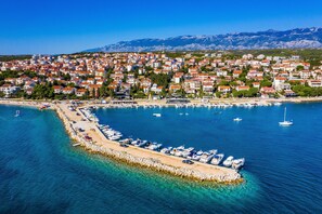 Studio, Multiple Bedrooms, Balcony, Garden View | Marina
