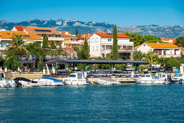 Studio, Multiple Bedrooms, Balcony, Garden View | Marina