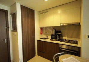 Apartment, 1 Bedroom, Balcony, City View | Dining room - Mh- Affordable 1 Bhk Canal View Ref 25015 (Dubai)