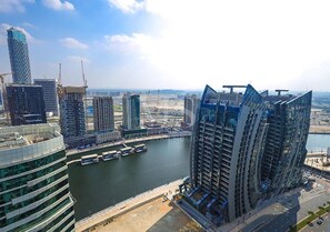 Leilighet, 2 soverom, balkong, byutsikt | Eksteriør