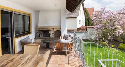 Villa am Wehr - 9 Schlafzimmern + Wellnessbereich Gruppen, Business, Schulung