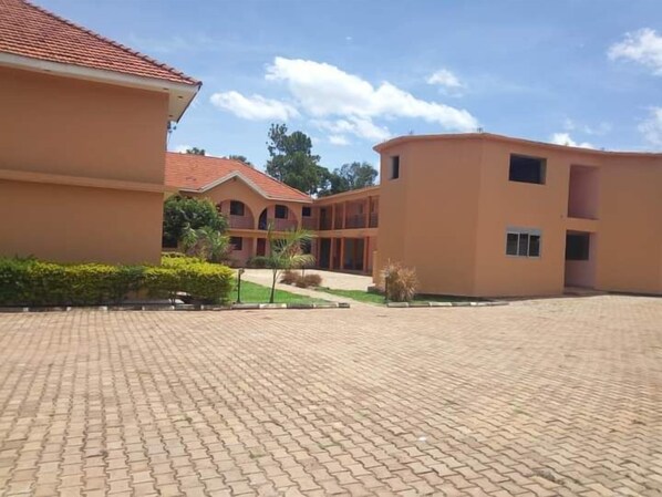 Exterior - Hotel Alice Lira (Lira)