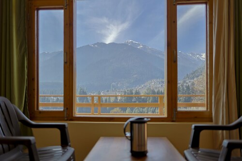 Private Room in Manali, Mountain and River view Near Manali-4