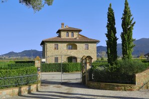 Exterior - Fratta Apartments (Cortona)