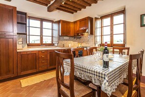 Dining - Fratta Apartments (Cortona)