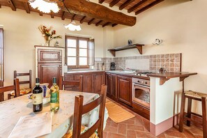 Familieleilighet, flere soverom (Fratta Ginestre) | Eget kjøkken | Kjøleskap, ovn, kokeplater og oppvaskmaskin