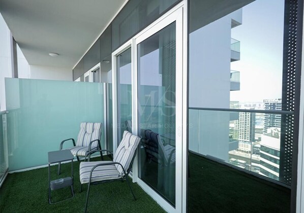 Apartment, 1 Bedroom, Balcony, City View | Exterior - Mh-1 Bhk With Stunning Canal View in Reva Residence Ref 26005 (Dubai)