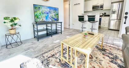 This apartment is a 1 bedroom(s), 1 bathrooms, located in San Diego, CA.