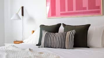 1 habitación, tabla de planchar con plancha, wifi y ropa de cama