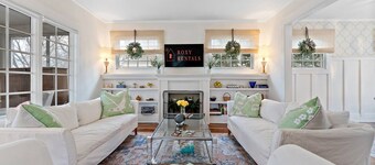 Your Gateway to Lakeside Bliss and Urban Excitement in Downtown, Wayzata.