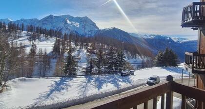 Belvedere Apartments A21