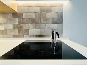 Fridge, microwave, stovetop, dishwasher - THE CEMENT TILES (Catania)