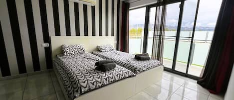 4 bedrooms, WiFi, bed sheets