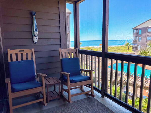 Property grounds - Experience Tilghman Beach and Racquet Club Unit 219! 3 Bedroom Ocean View Condo. Pools, Tennis, Close to Main Street! (North Myrtle Beach)