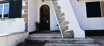 MyStay - Lira's Guest House