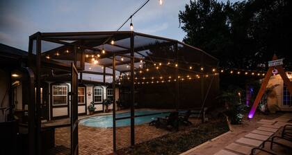 *Travel Themed Property with Backyard Oasis*