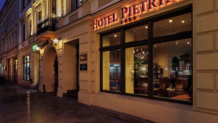 Hotel Pietryna