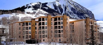 Silver Queen at The Plaza, 2BD/2BA, hot tub