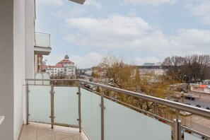 Apartment, 3 Bedrooms, 2 Bathrooms | Balcony - Apartment Near the Airport by Renters (Warsaw)