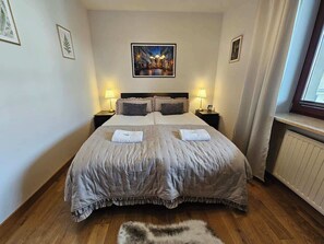 1 bedroom, iron/ironing board, WiFi, bed sheets - Ludwinowska 11 | Apartment with Balcony | Parking (Kraków)