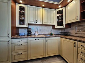 Fridge, oven, stovetop, dishwasher - Ludwinowska 11 | Apartment with Balcony | Parking (Kraków)