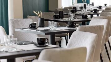 Daily buffet breakfast (EUR 15 per person)