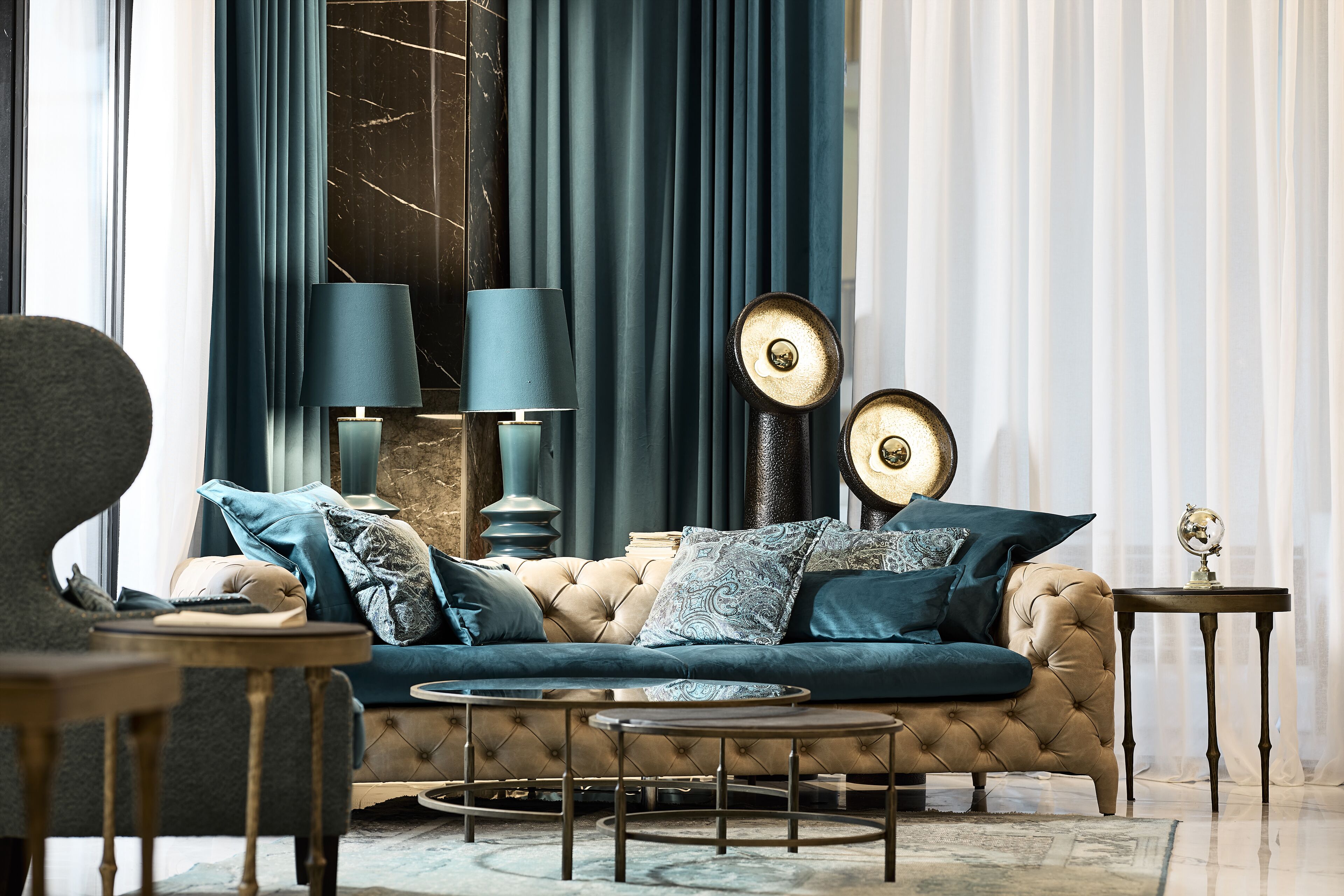 Coin salon dans le hall