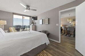 2 chambres, fer et planche Ă repasser, Wi-Fi gratuit, draps fournis