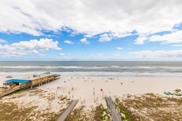 On the beach - Seawind 602 by Liquid Life (Gulf Shores)