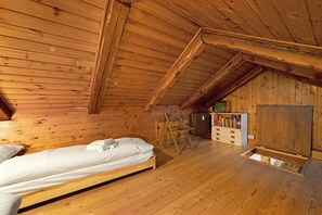 Lägenhet Standard - flera sovrum (Appartamento La Fontaine Ski In Ski) | 2 sovrum, gratis wi-fi och sängkläder