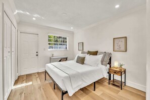 2 habitaciones, tabla de planchar con plancha y wifi 