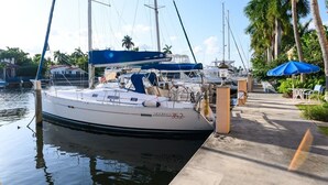 Marina - Charming Waterfront Apartment – Las Olas Blvd Isle (Fort Lauderdale)