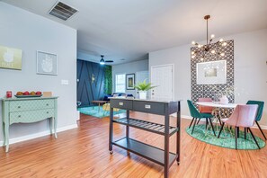 Apartment (3 Bedrooms) | Interior - Idyllic Atlanta Apartment: 6 Mi to Airport (Atlanta)